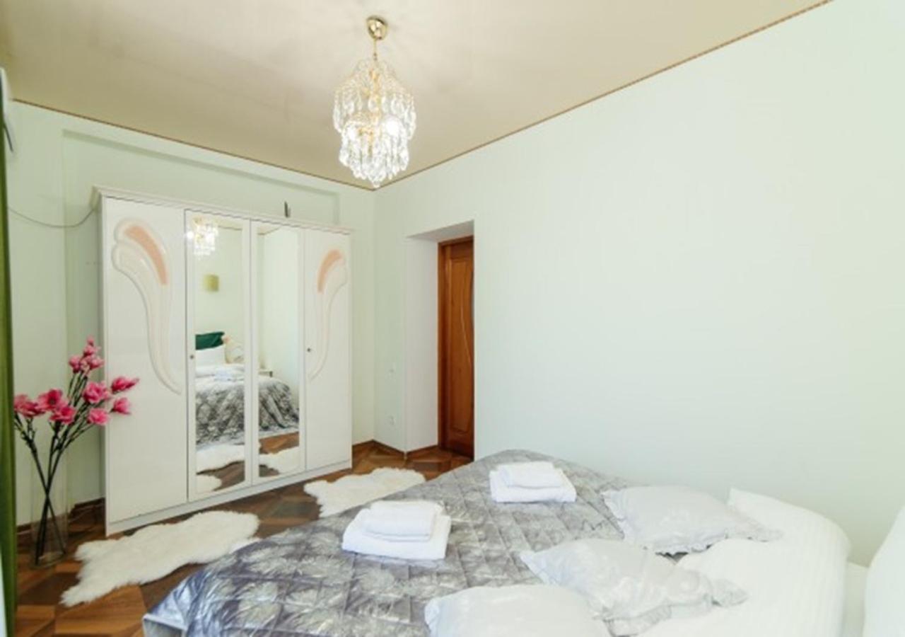 Apart Hotel Era Κισινάου Εξωτερικό φωτογραφία